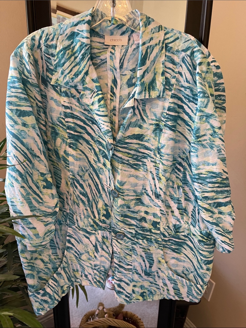 Chico's Teal, Aqua & White Abstract Print Shirt Jacket